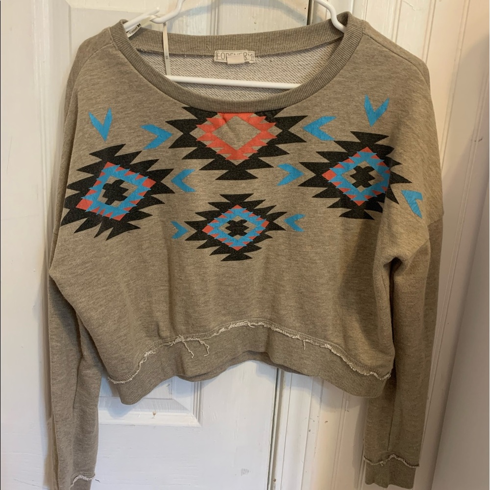 Forever 21 cropped bohemian sweatshirt
